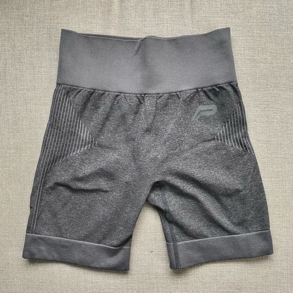 Pursue Fitness Adapt Charcoal Black Seamless Bike/Gym Shorts Sz Small
